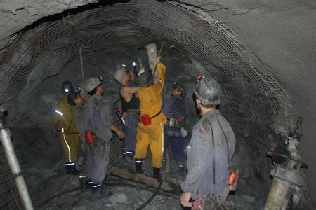 黑水工程爆破中的危险因素分析以及应对工程爆破危险的措施